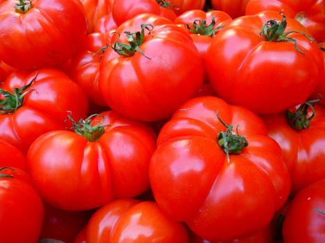 Packet - TOMATO - DELICIOUS, regular seed - not treated and not gmo, heirloom